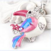 Red-billed Tropicbird enamel crystal key chain images