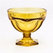 Sticla de chihlimbar presa de mana de gheaţă crema Cupa images