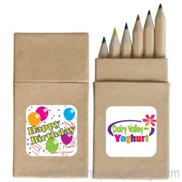 Mini lápices de colores en caja de cartón