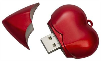 Dispositivo USB em forma de coração