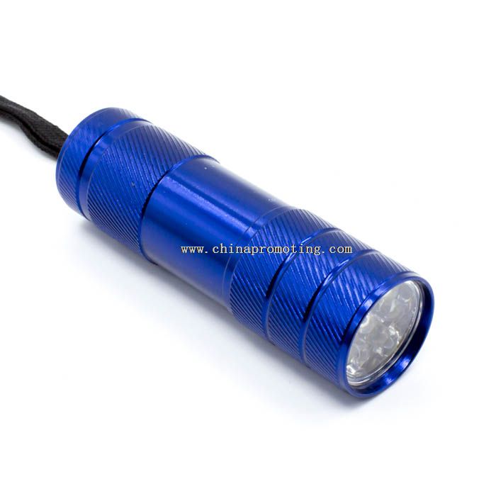 9 LED portable flashlight