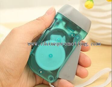 Dynamo hand crank generator flashlight