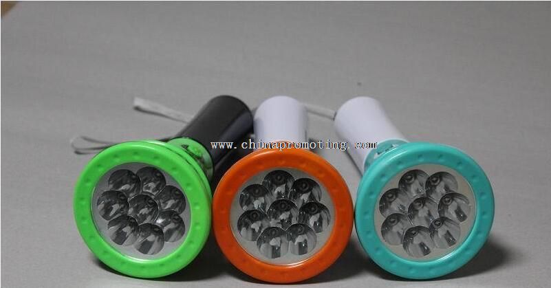 Led rechargeable flashlight