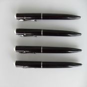 Marca de bolígrafos con luz UV de la piel y comob images