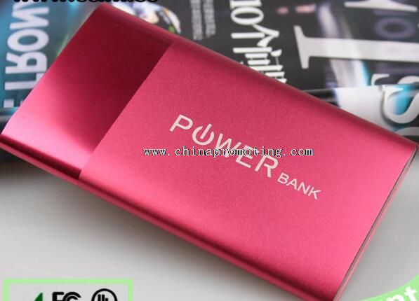 Ohut virta pankin 12000mAh