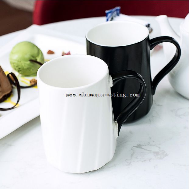 tasse en céramique avec cuillère lait tasse couple tasses