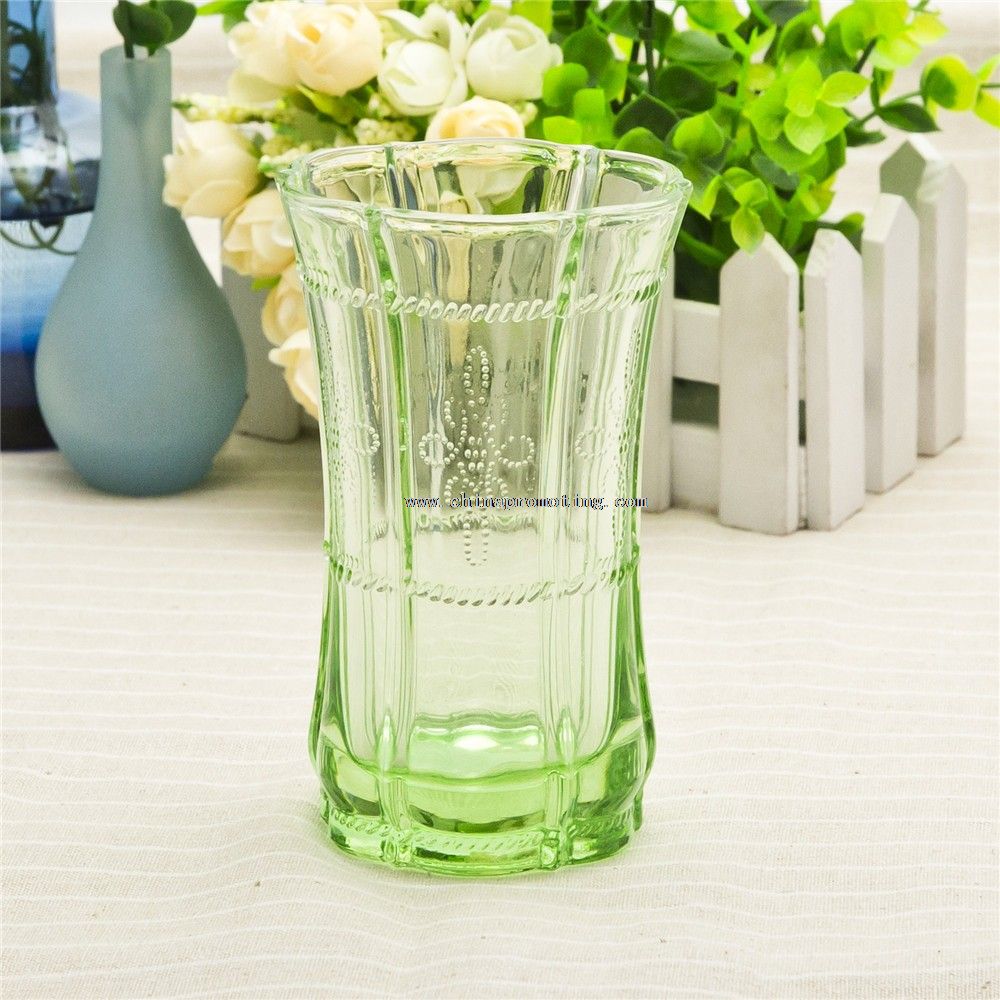 Vase à fleur verte noeud chinois