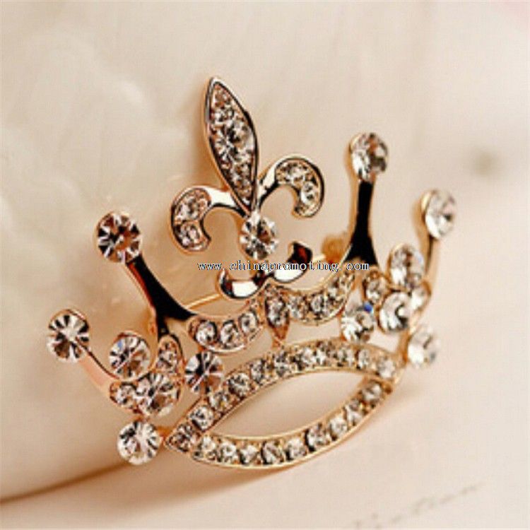 Crown Style Badge Pin for Shirt