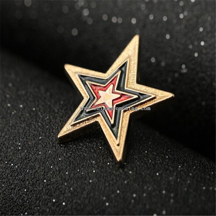 Estrella camiseta insignia solapa