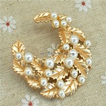 Flower White Pearl Pins images