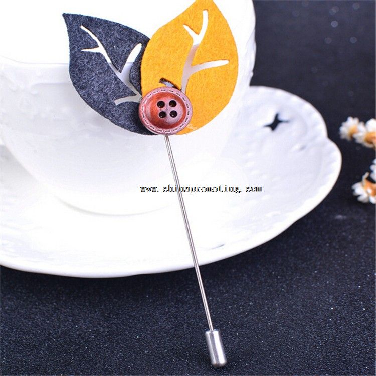 Leaf Button Pin