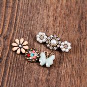 Blumen-Form-Strass-Brosche-Anstecknadel images