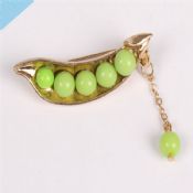 Fasole verde Lapel Pin images