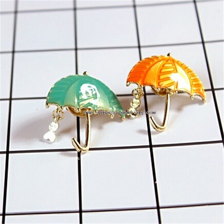 Umbrella Perdant Lapel Pin