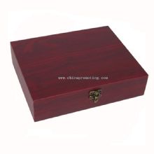 scatola di confezione regalo in legno vino images