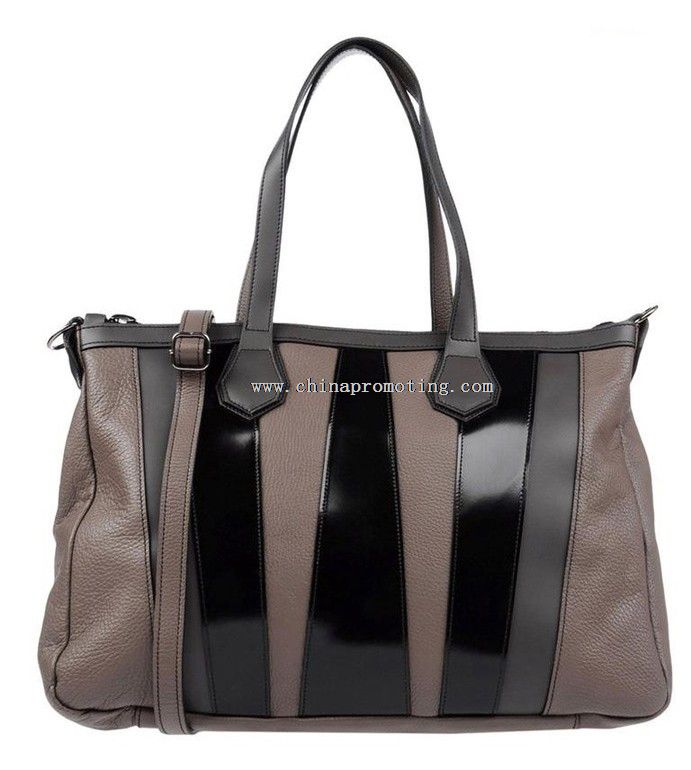 Large capacity ladies handbag