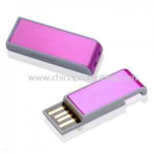 Deslice la unidad Flash USB