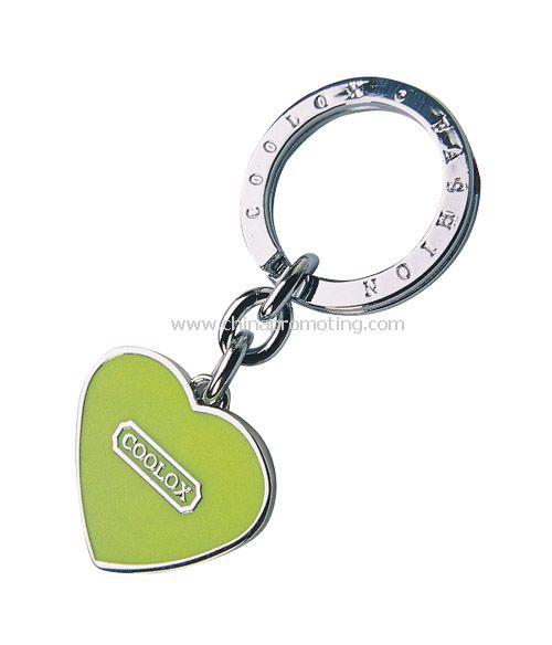 Zinc alloy heart keychain