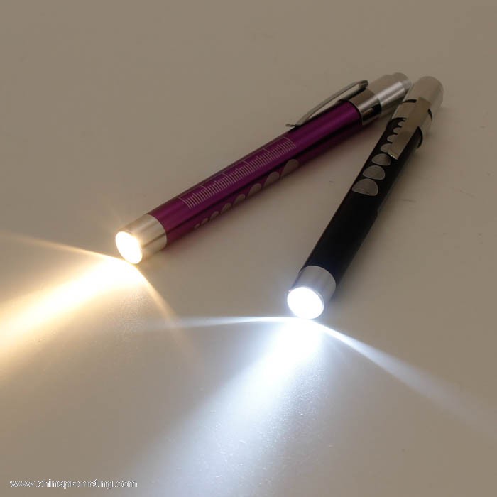 Pocket led pen flashlight