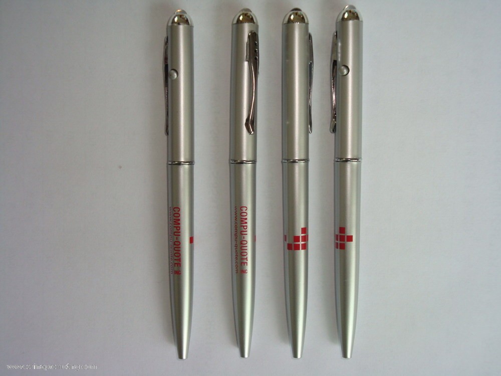 Skin marking pens with UV light&comob