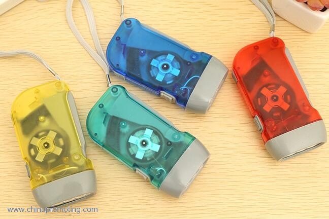Dynamo hand crank generator flashlight