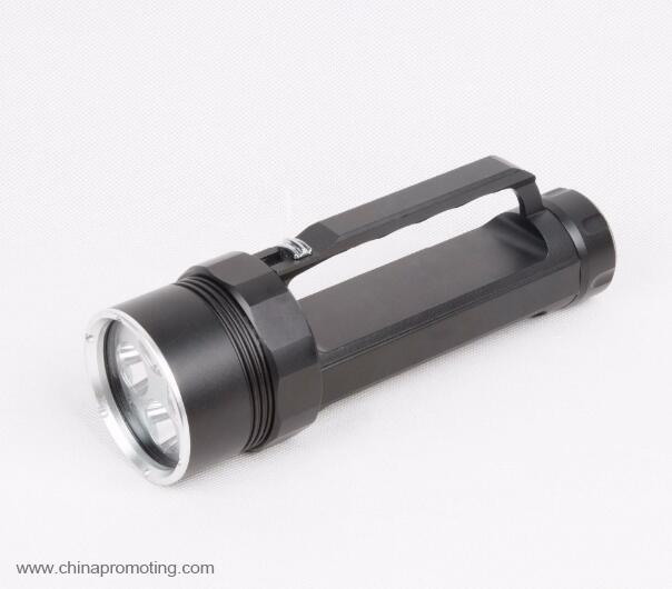 Waterproof portable led diving flashlight