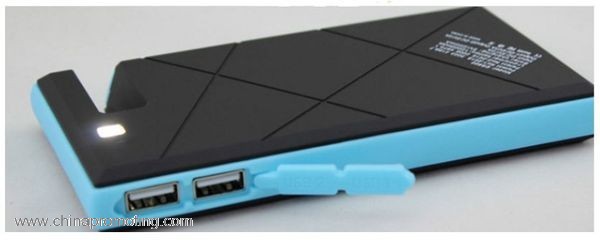  Waterproof 8000mAh Solar Cell Power Bank with Holder 