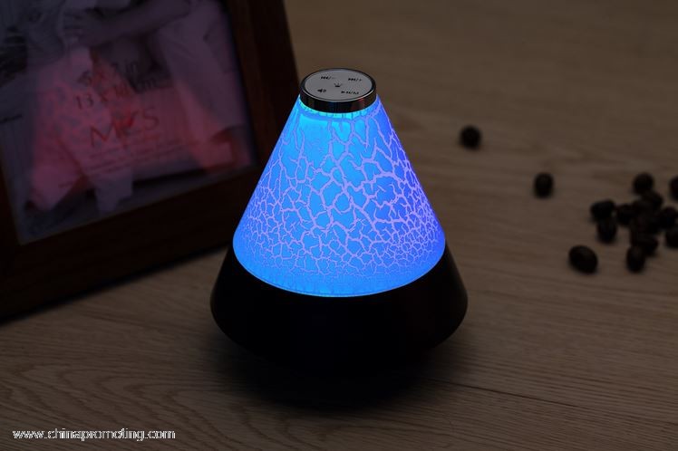 Mini bluetooth speaker with light with usb port