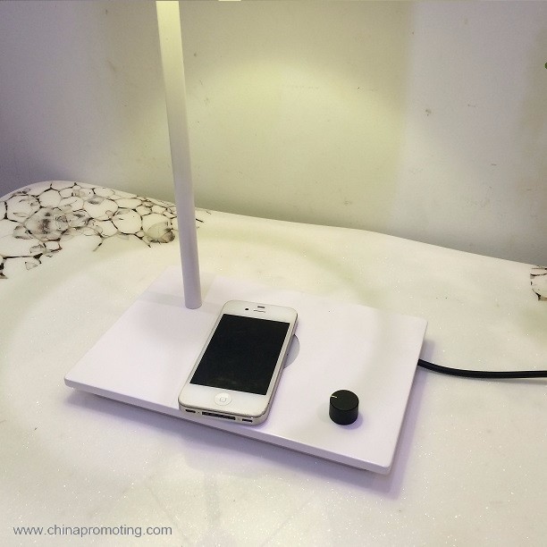 LED table lamp with wireless charging port