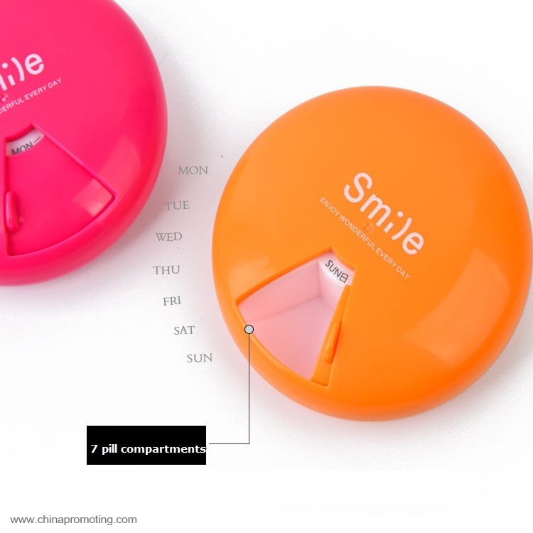  Smile Cute Weekly Plastic Round Pill Box