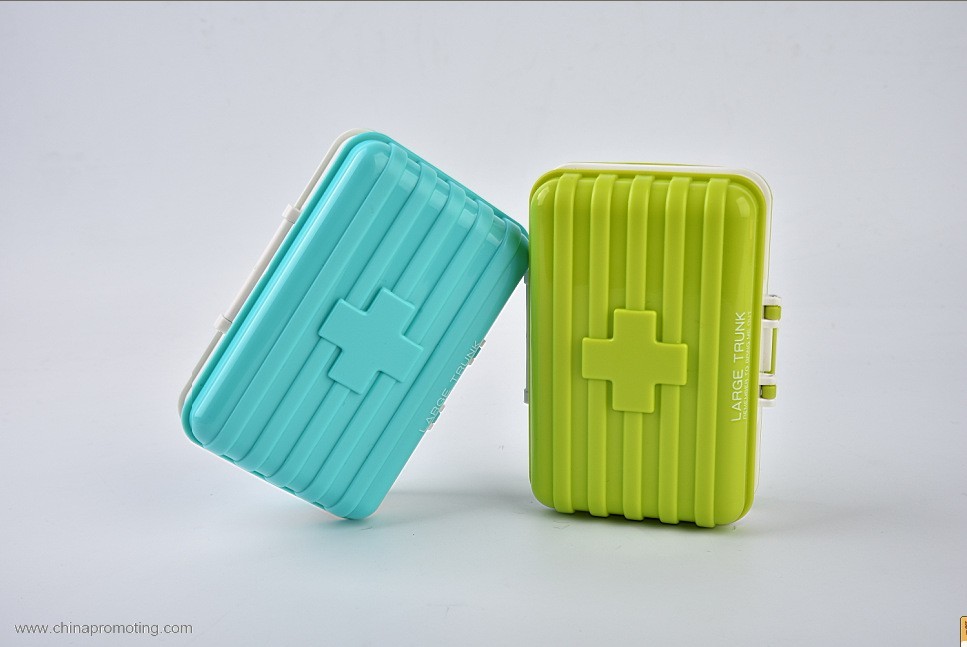 Suitcase Storage Pill Organizer