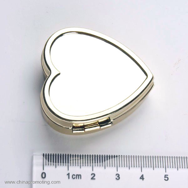 Love heart shaped metal pill box with mirror
