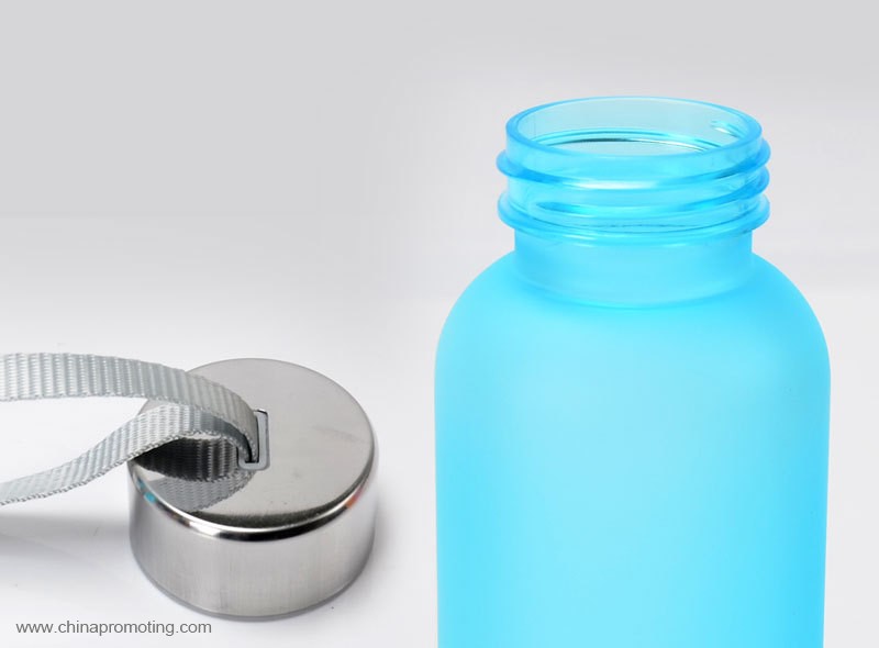 sports plastic water bottle