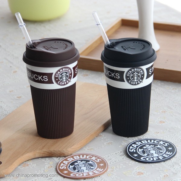 ceramic coffee mug with silicone lid