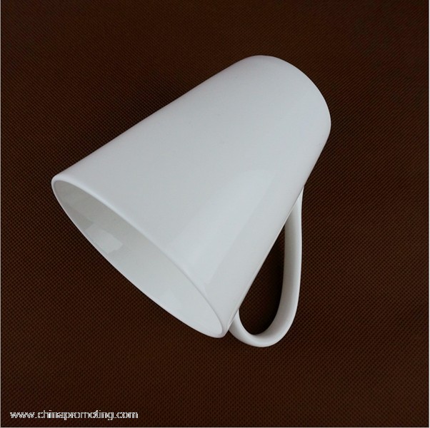 v shaped coffee mug
