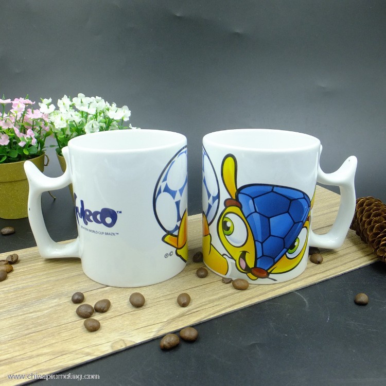 Drinkware Mugs