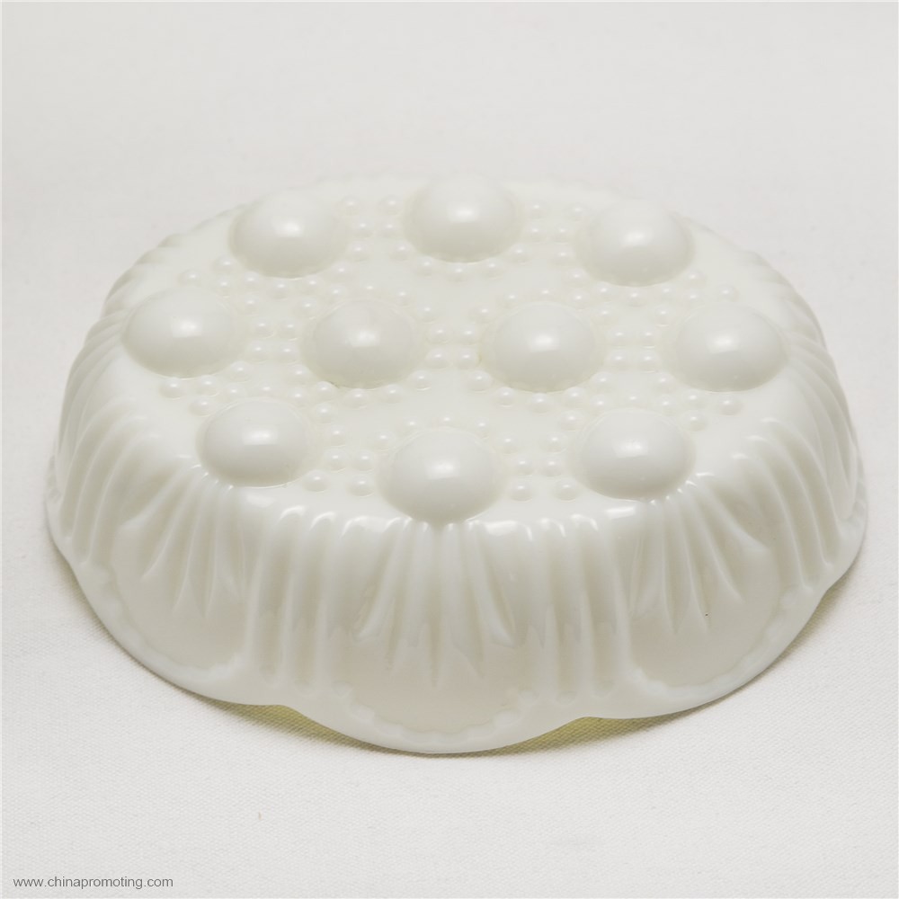  white jade plate with chicken shaped lid
