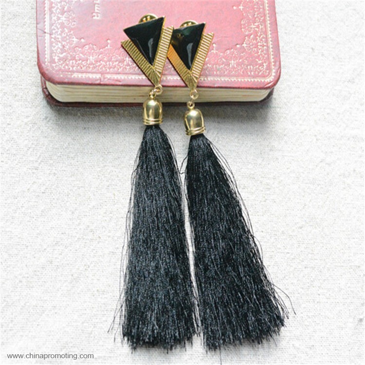 Tassel Lapel Pin