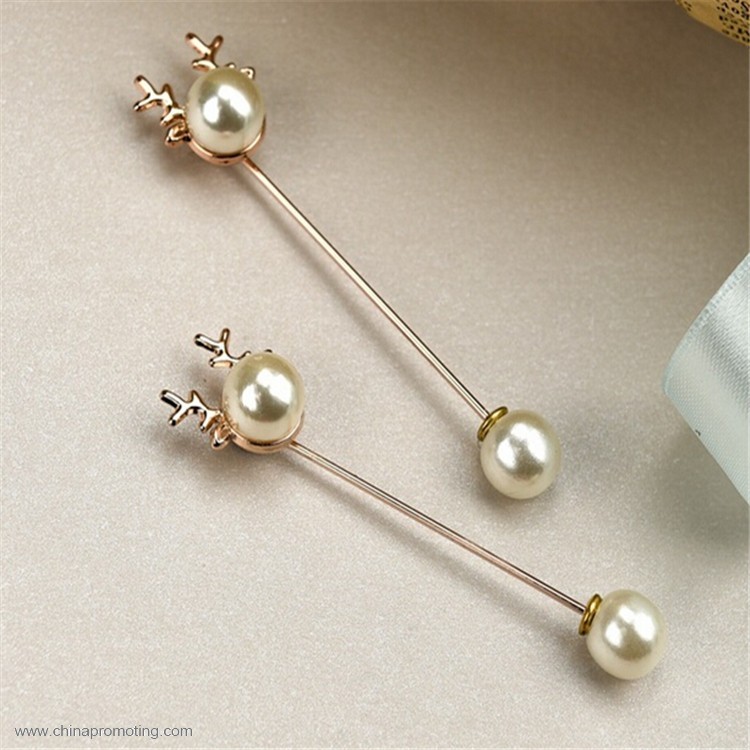 Elegant Beads Lapel Pin
