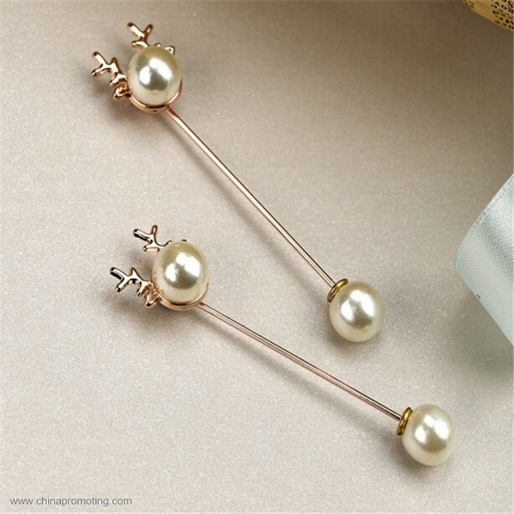 Elegant Beads Lapel Pin