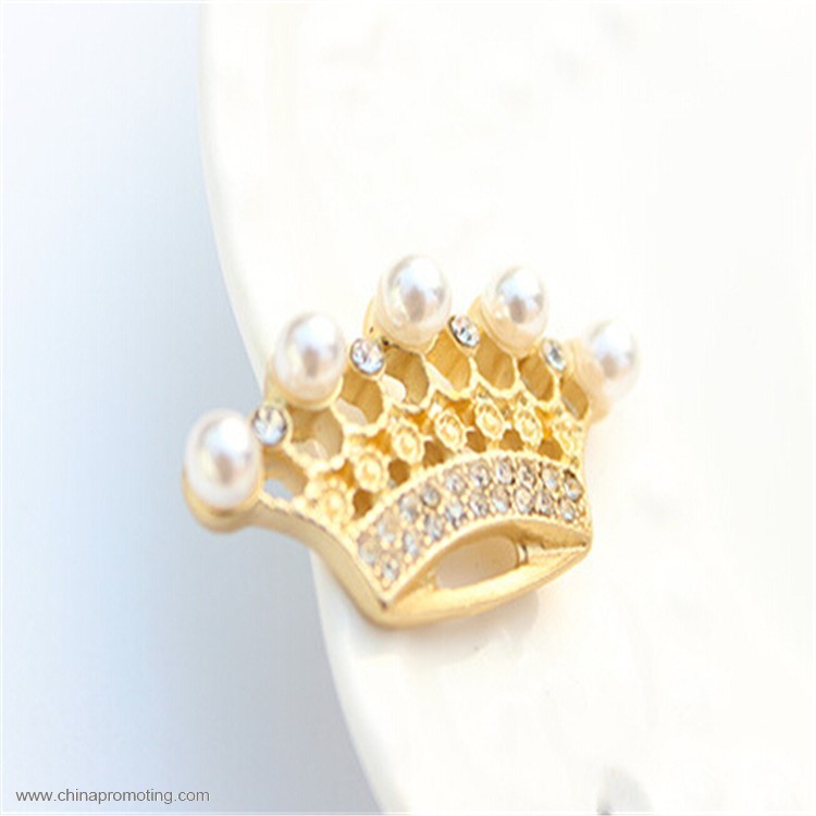 Crown Beads Badge Pin button