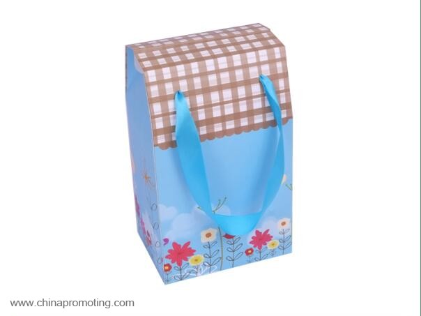  Blue Cardboard Fancy Shape With Ribbon Handle Compartment Inlay PVC Window